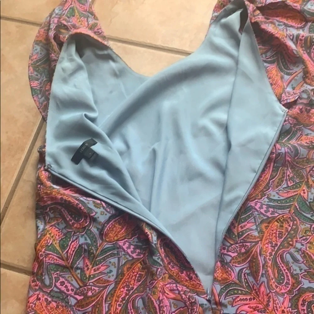 ❤️FINAL SALE❤️ J. Crew Ruffle Mini Dress in Vibrant Paisley Print Size 6